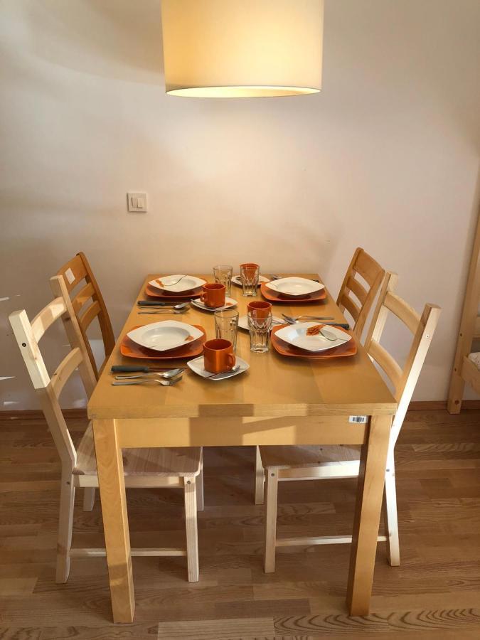 Apartma Runi Pod Zlato Lisico Pekre Exterior photo